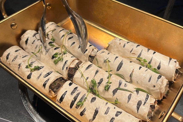 Обслуживание зон гостепреимства во время всех футбольных матчей на Газпром-Арене