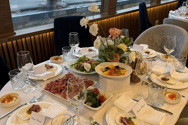 Банкет на корабле