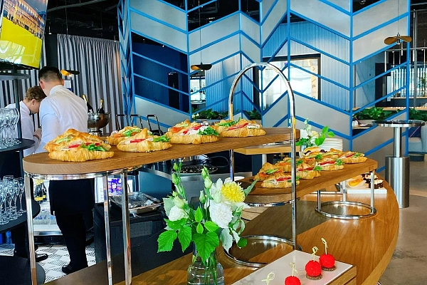 Ужин для участников Вечерней лиги настольного тенниса в рамках ПМЭФ