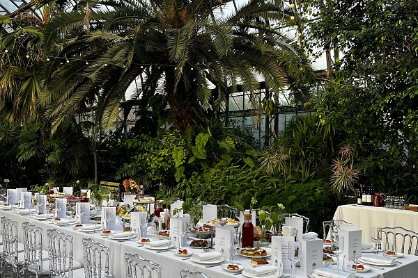 Ужин в Таврическом саду